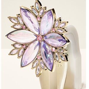 Purple Flower Wallflower Light Up Scent Control Plug!